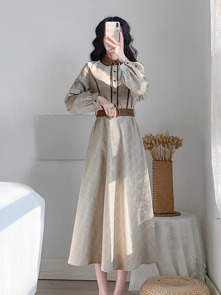 Autumn clothing 2023 new women's POLO collar temperament slimming design niche coffee break French retro dress