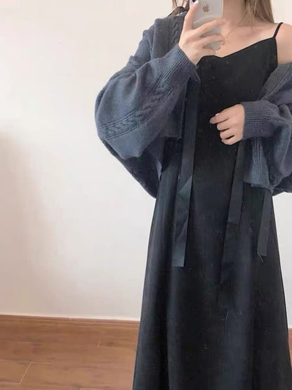 Maternity wear autumn 2023 new suit slim and stylish two-piece set bow sweater cardigan suspender skirt autumn and winter