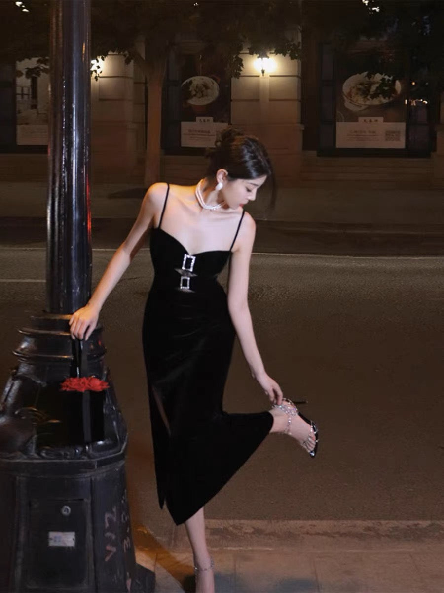 Thirteen and Little Black Suspender Dress Women's Summer Sexy Velvet Slit Slim French Dress