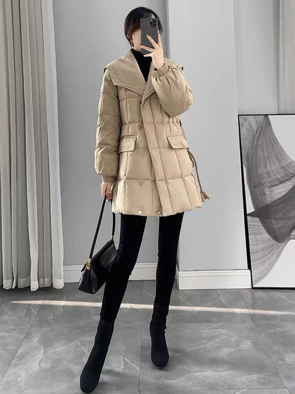 Khaki design fashionable down jacket for women winter 2023 new waist slimming mid-length white duck down jacket