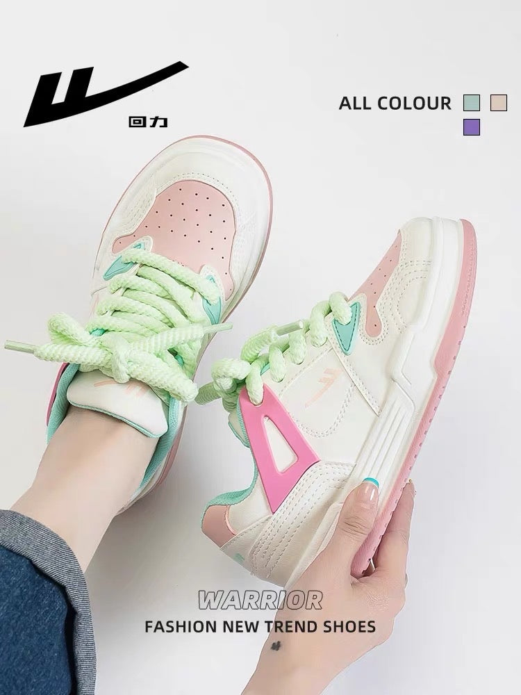 Pull back women's shoes white shoes 2023 spring new all-match thick-soled niche original national tide fashion bread shoes sneakers