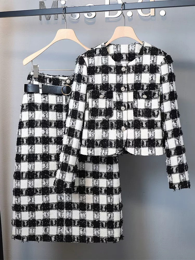 Miss DG Temperament Socialite Xiaoxiangfeng Fashion Suit Women's 2024 Spring Black and White Plaid Short Jacket Midi-Length Skirt