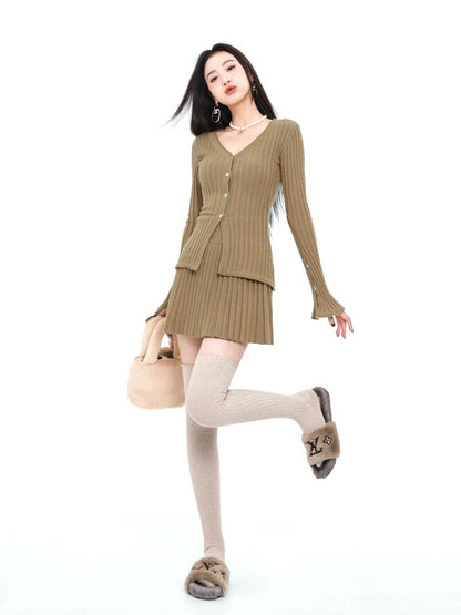 Knitted Sweet and Spicy Slimming Small Temperament Knitted Sweater Women's Autumn and Winter Waist Short Skirt Two-piece Skirt Set