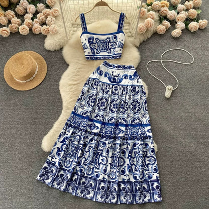 European and American style blue and white porcelain print suit for women in summer pure waist-revealing camisole vest + high waist mid-length skirt