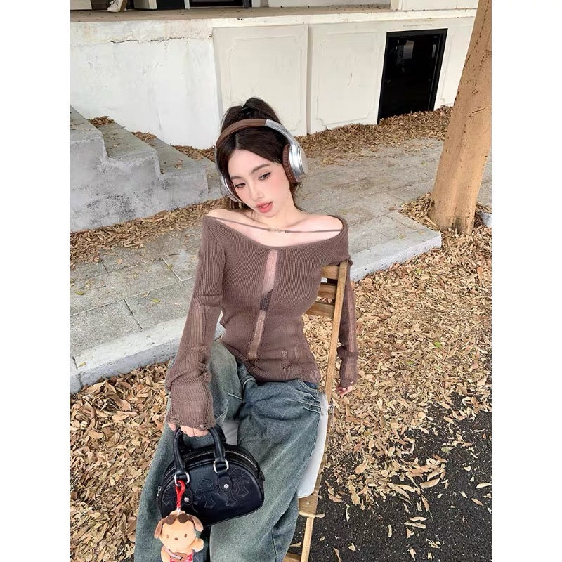 American retro hot girl off-the-shoulder knit top high-end design unique thin section long-sleeved t-shirt female early autumn