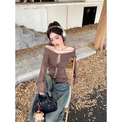 American retro hot girl off-the-shoulder knit top high-end design unique thin section long-sleeved t-shirt female early autumn