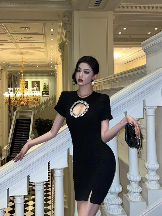 Heavy industry black diamond dress for women 2023 summer new Hepburn style textured high-end temperament slim skirt