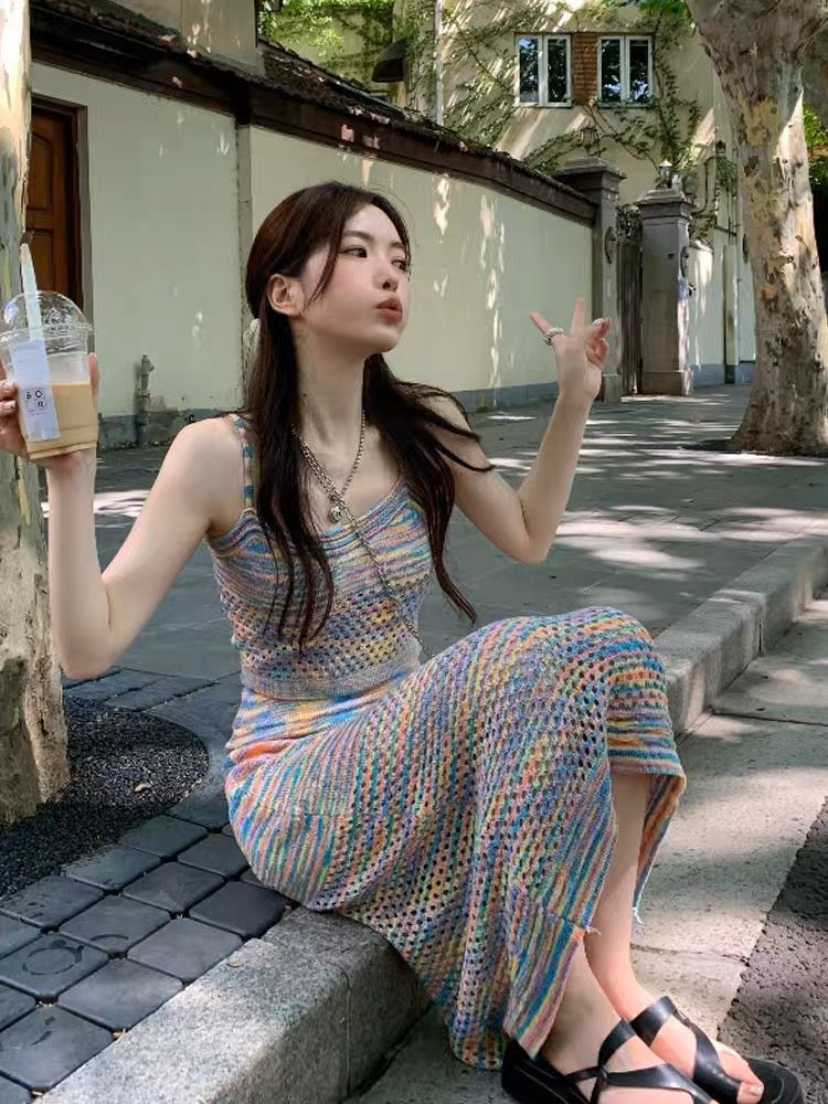 Sweet hot girl pure desire Hong Kong style rainbow striped small camisole for women to wear inside and outside French chic Hyuna style top