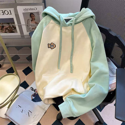 Milk fufu lazy cute cat embroidered hooded sweatshirt for men and women in spring and autumn sweet niche color matching raglan sleeve top