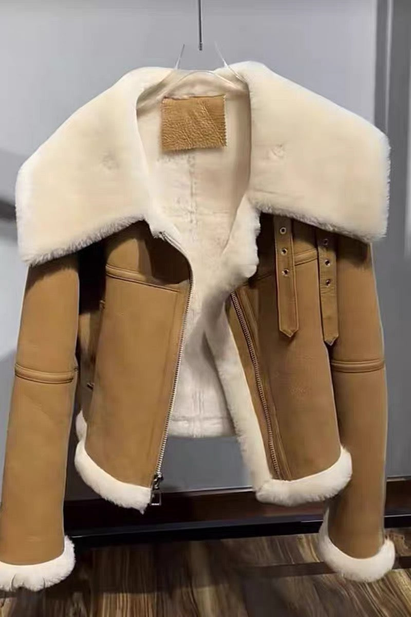 Winter young fur new style 2023 popular retro large lapel lamb fur one-piece short women's clothing