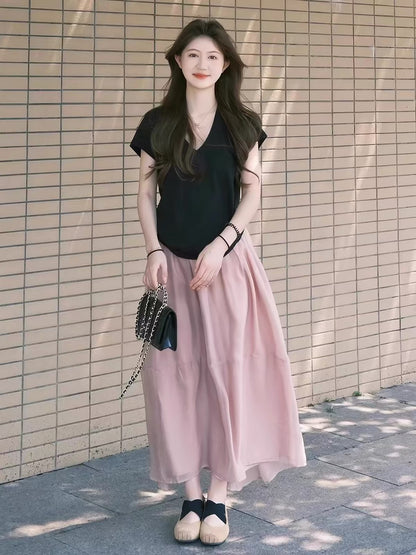 Summer Korean-style vintage Hepburn-esque raspberry-pink tulle A-line skirt; high-waisted, slimming, soft, and sophisticated.