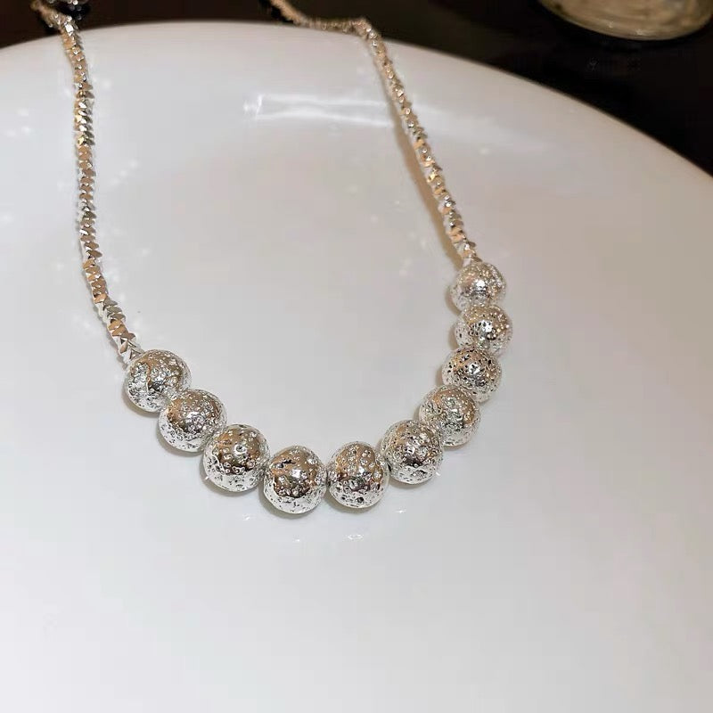 Fashionable and simple ins style round bead broken silver necklace personalized versatile clavicle chain internet celebrity light luxury high-end necklace for women
