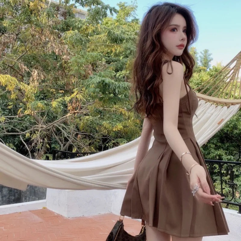 Chocolate brownie suspender dress 2023 popular skirt women's summer design sense niche sexy a-line skirt