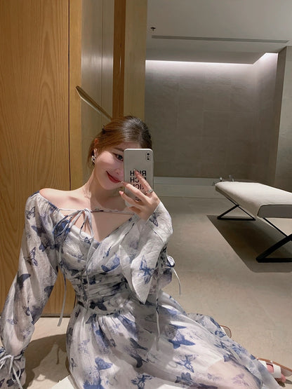 ByYou early spring new temperament tea break French v-neck Tencel blue floral dress waisted lotus leaf sleeve long skirt