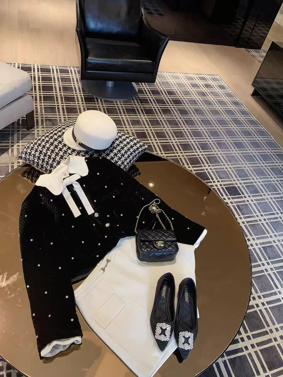 Fish Rabbit's rabbit doll collar coat for women 2023 new winter lady style bow woolen black top
