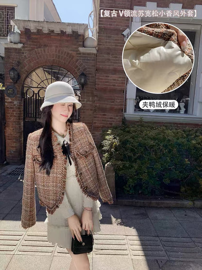 Fish Rabbit's Rabbit Small Fragrance Jacket Women's 2023 New Autumn and Winter Retro V-Neck Loose Long-Sleeved Down Top