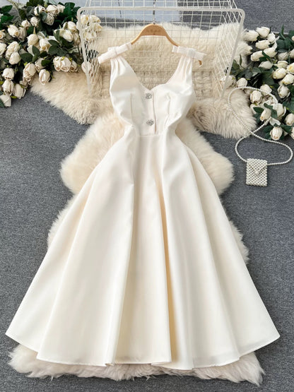 Light luxury lady banquet high-end palace style dress temperament V-neck waist slimming high-end exquisite dress
