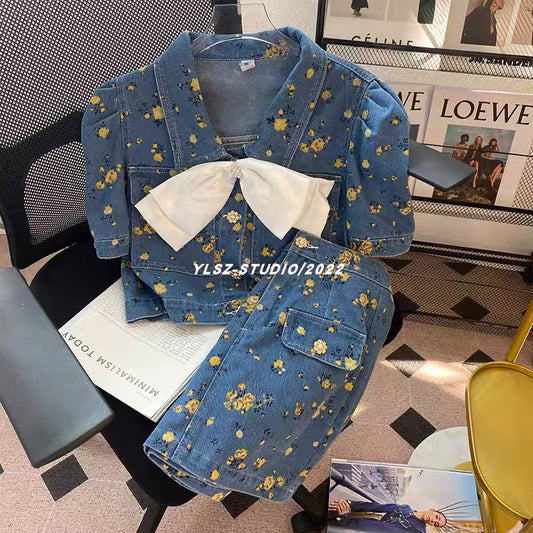 YLSZ Customized~2023 New Little Fragrance Sweet Two-piece Set Western Style French Floral Denim Short Top Set (S113)