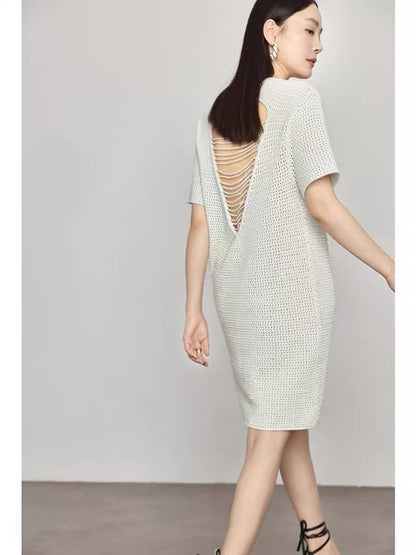 2023 new summer design woven cool vacation style fashionable slimming backless hollow knitted dress