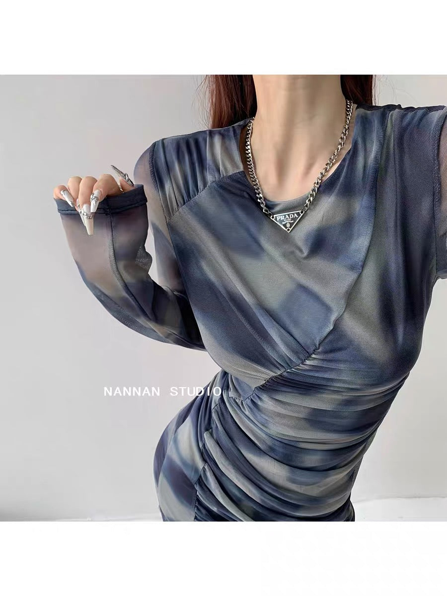 Comic figure slim tulle dress for women retro tie-dye water ripple diagonal edge pleated waist-covering hip short skirt autumn (S0813)