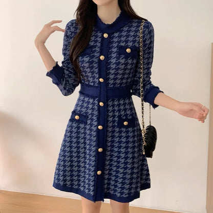 Korean chic autumn and winter style retro round neck contrasting houndstooth design waist long-sleeved A-line dress for women