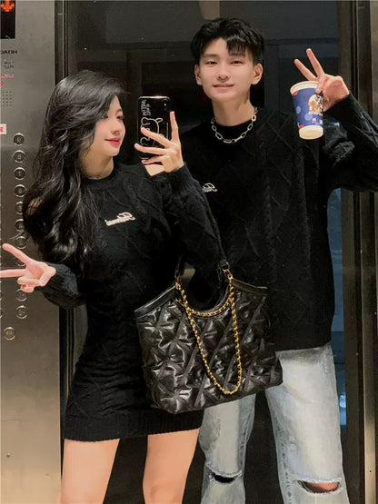 Couple clothing autumn and winter 2023 new ins super hot sweater dress for one man and one woman Korean style French sweater trend