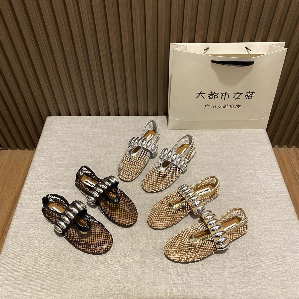 French evening style flat-bottomed niche fairy shoes for outdoor wear 2025 new summer mesh hollow Mary Jane sandals