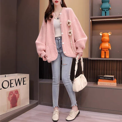 Designed sweater cardigan for women 2023 new autumn and winter style, age-reducing, loose, lazy style, thickened knitted jacket
