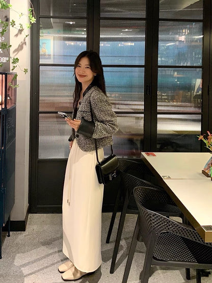 Ren Xiaoyi splicing small fragrant wind jacket women's short spring and autumn new design sense niche retro small man jacket