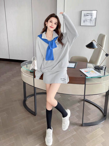 Early autumn 2023 new autumn clothing, high-end sense, royal salt suit, autumn popular sweatshirt, skirt, two-piece set for women, autumn and winter T2349
