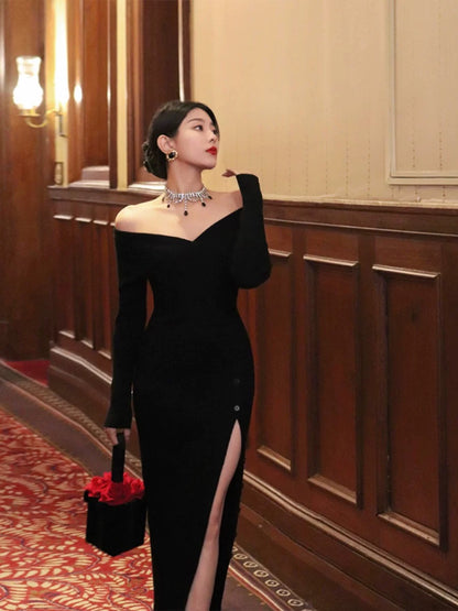 Thirteen and Little Black Knitted Dress Women's Autumn and Winter One Shoulder Slit Slim Fit French Long Dress