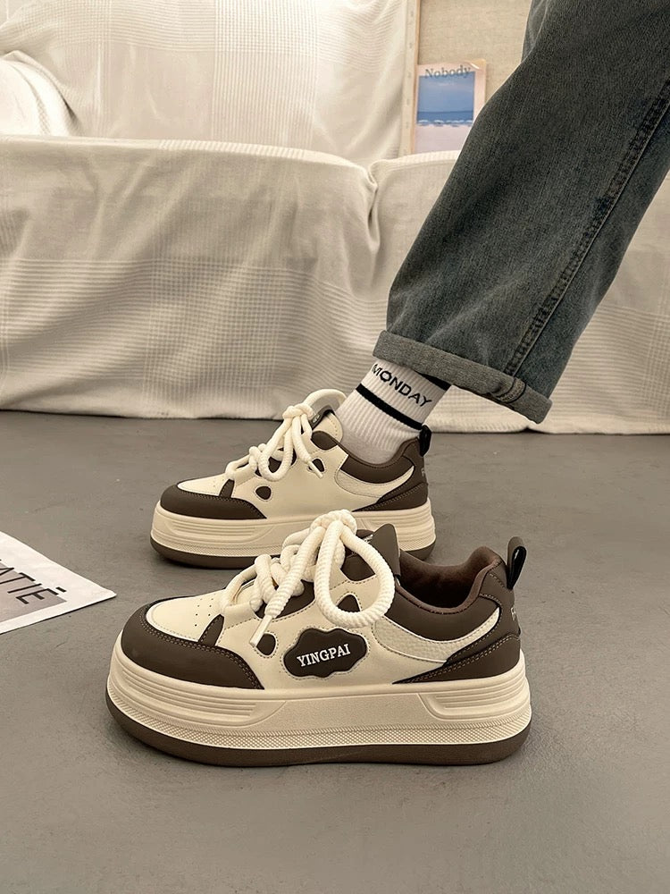 Popular niche thick-soled sneakers for women in spring and autumn, versatile super hot white shoes 2024 new Korean casual sports shoes