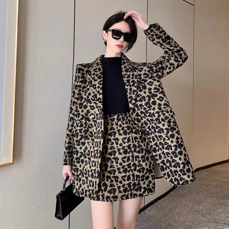 2023 Spring and Autumn New Hong Kong Style Suit Suit Women's Retro Chic Temperament Leopard Print Dress Professional Two-piece Set