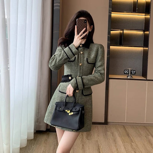 Green small fragrant style long-sleeved dress for women autumn 2023 new style French light luxury celebrity single-breasted contrasting color skirt