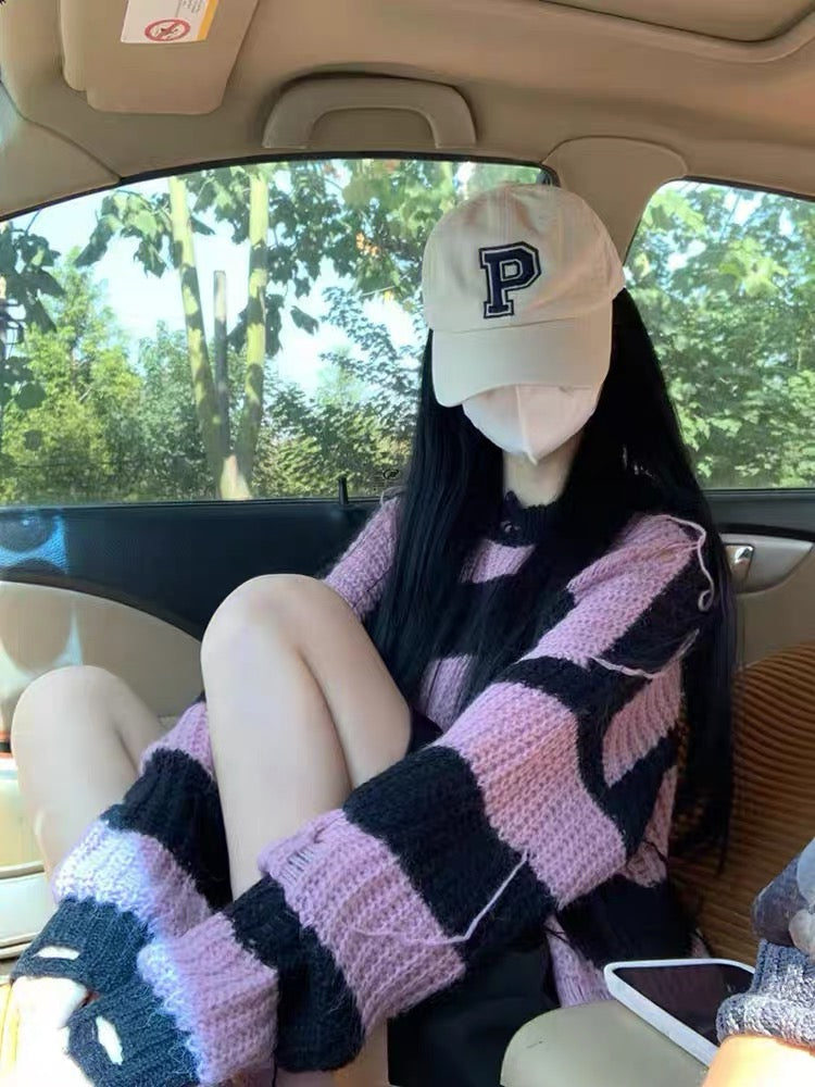 Striped tassel ripped sweater for women in autumn and winter, small design, niche Korean style, gentle and lazy style knitted top
