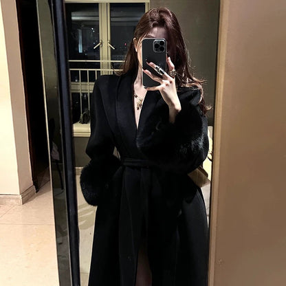 Audrey Hepburn-style black woolen coat, elegant, high-end and super good-looking, waist-cinched suit-style mid-length woolen coat for winter