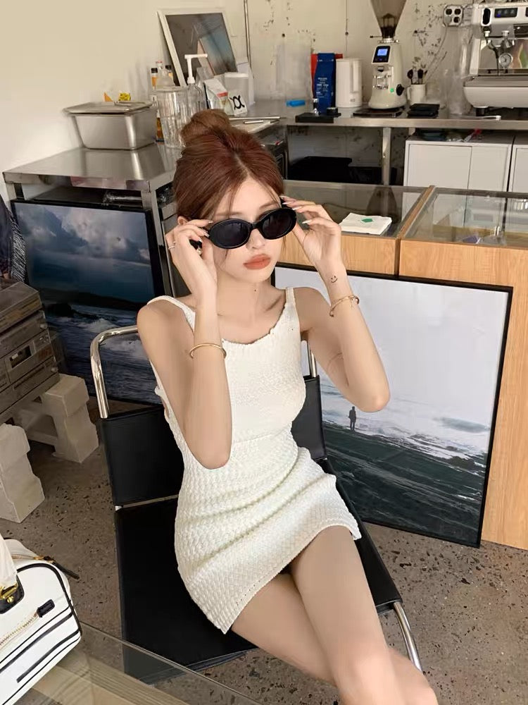 French sexy backless white knitted suspender dress female summer slim sweet hot girl vest bag hip short skirt