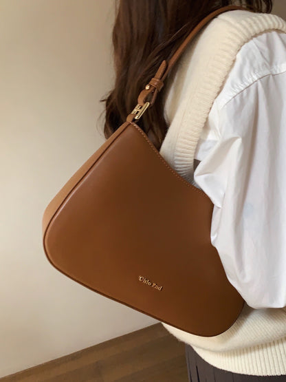 Nanfeng Chio2nd caramel milk brown shoulder bag ladies 2023 new summer messenger bag commuting armpit bag