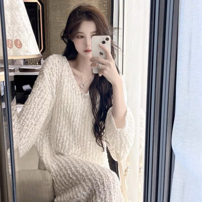 Casual, lazy style hooded long-sleeved sweater dress, autumn and winter Korean style loose A-line skirt, fashionable and versatile dress for women