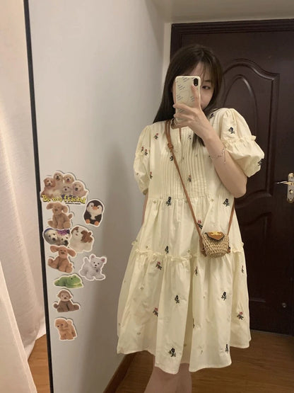 French Retro Embroidered Puff Sleeve Dress Women's Summer New Style Sweet and Age-Reducing Versatile A-Line Holiday First Love Dress