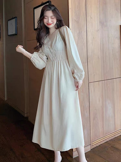 2023 new autumn women's clothing retro blue skirt light luxury niche street-popular dress design sense to reduce age (D5554)