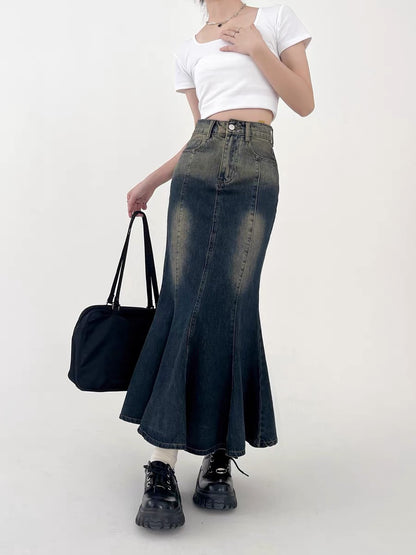 Denim skirt for spring and autumn, slightly chubby design, niche whitening gradient, hip-hugging fishtail ruffled mid-length skirt for women A3360