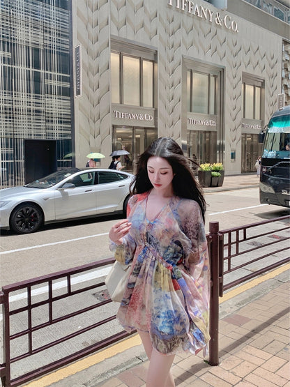 Hotdog hot dog is very spicy [Original Blue Danube Love] Lace-Up Dress with Sling Skirt