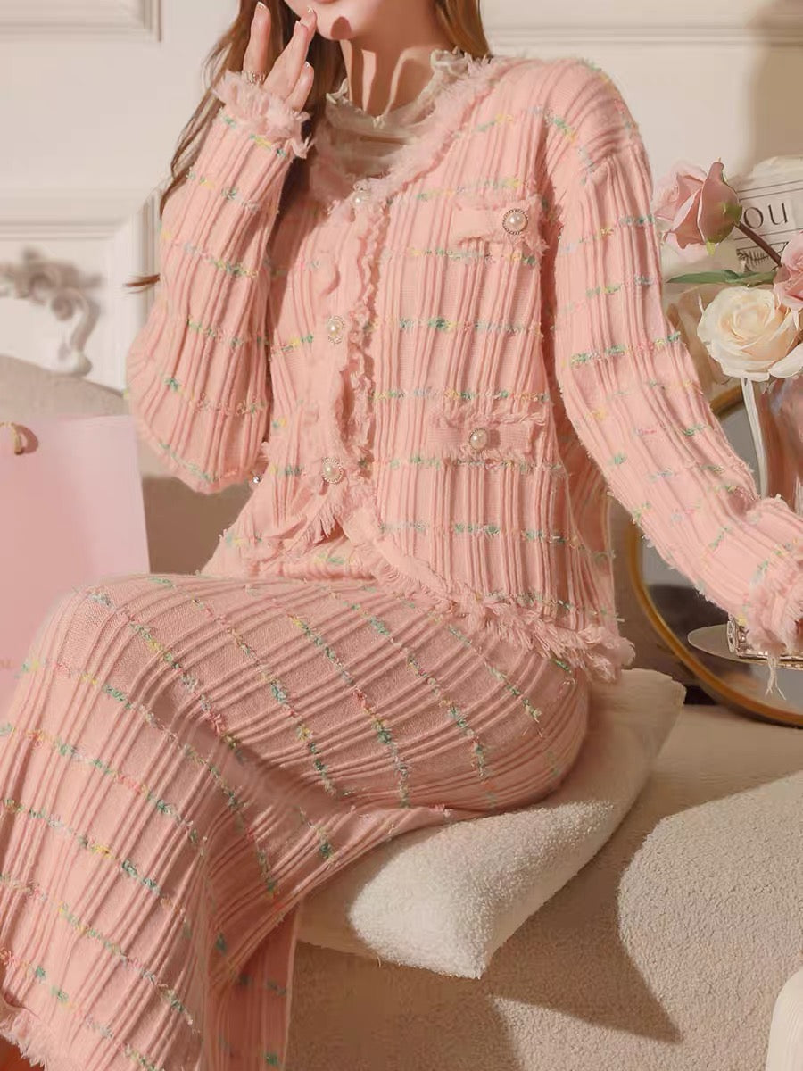 Zhang Xinzi [Butter Dirty] Autumn suit for women with breast style autumn and winter new knitted skirt two-piece set