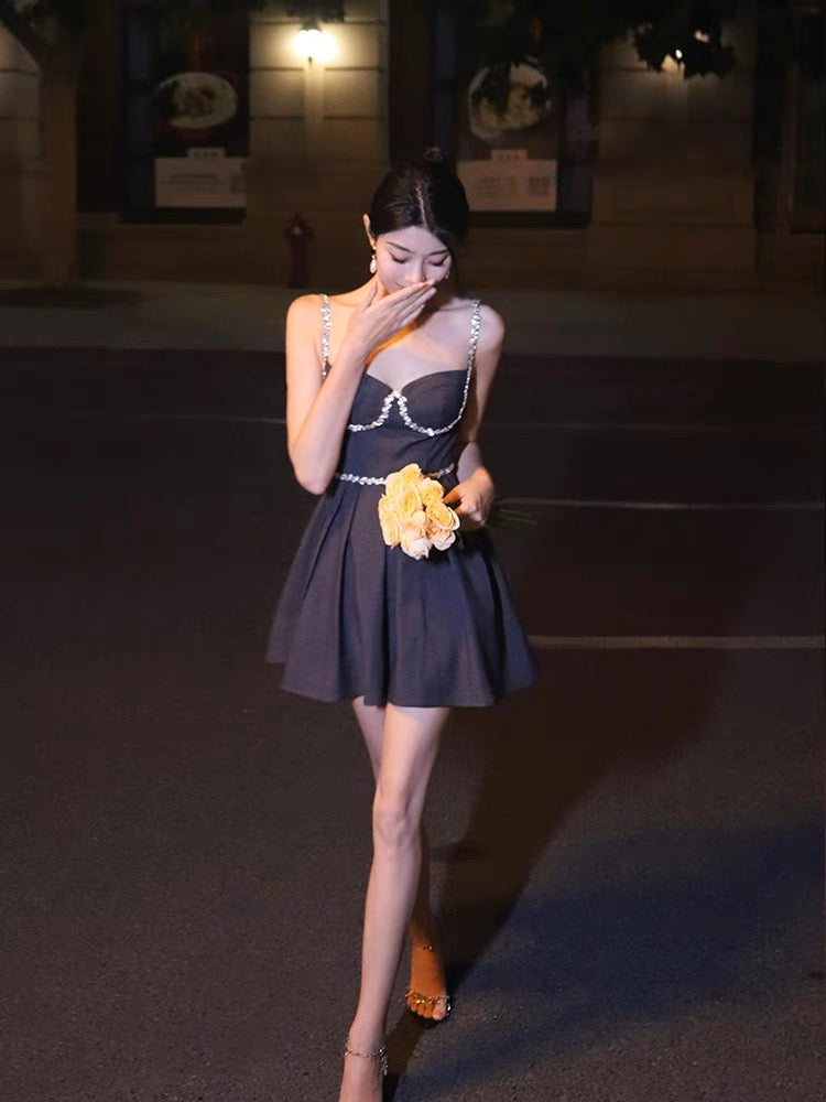 Thirteen and Little Diamond Chain Suspender Dress Women's Summer Niche Design High-Quality Temperament Waist Pleated Skirt