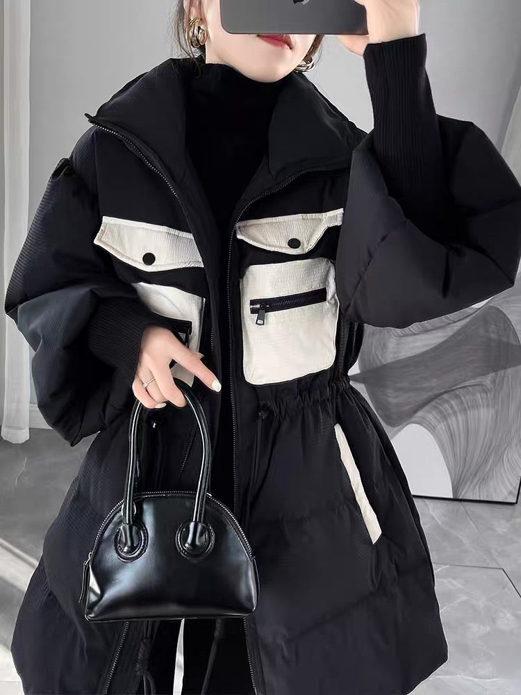 Black stand-up collar waist down jacket for women winter 2023 new design contrasting color mid-length 90 white duck down jacket