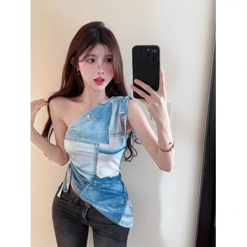 Unique and chic hot girl sexy off-shoulder sleeveless top design sense niche irregular slim camisole female summer
