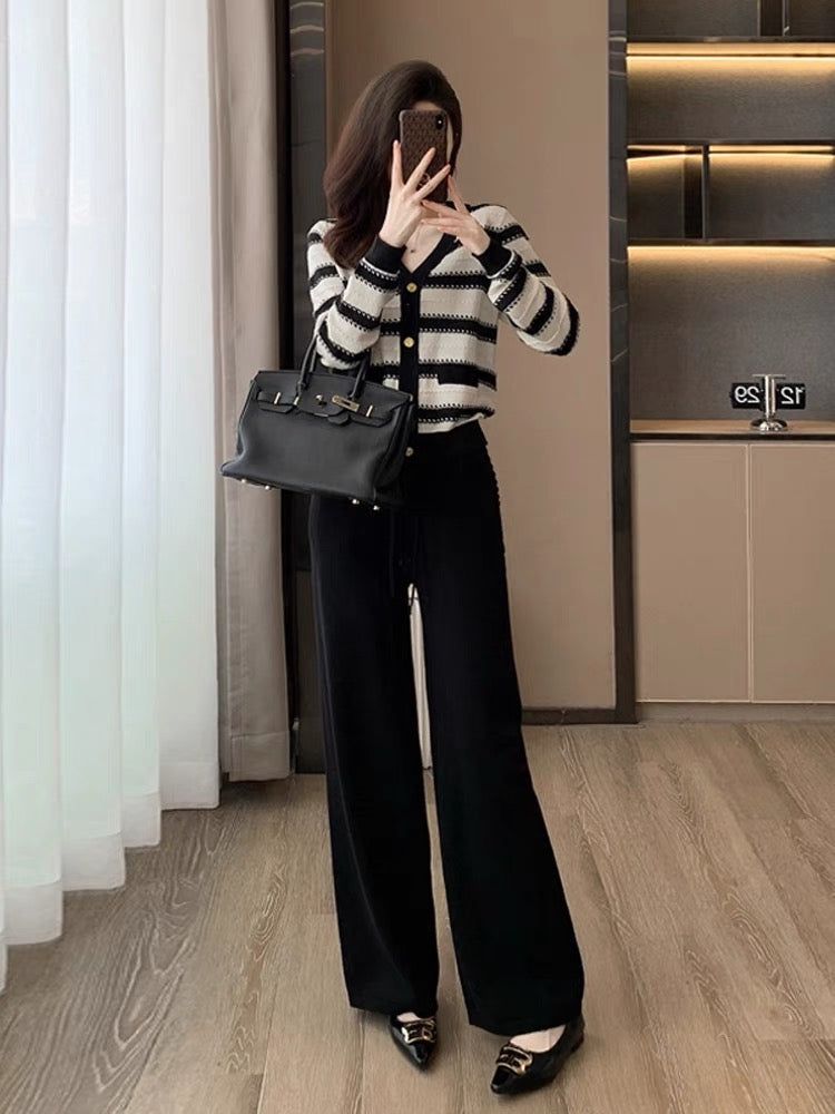 Internet celebrity sports casual suit for women in autumn and winter fashionable age-reducing temperament high-end striped knitted wide-leg pants two-piece set