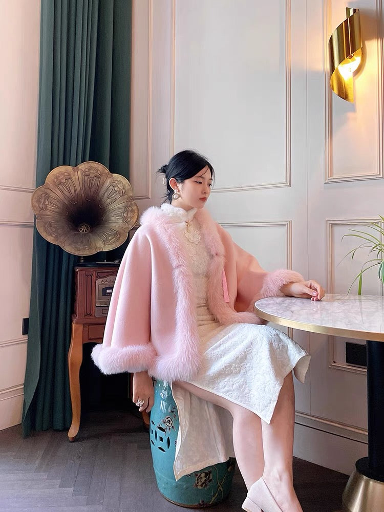 New winter style pure woolen short coat, fox fur collar, cheongsam, wedding shawl, cloak, retro tassel buckle