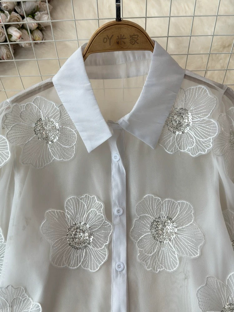 White shirt women 2024 early spring new design niche beaded three-dimensional flower shirt top